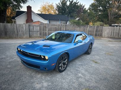 Used 2015 Dodge Challenger SXT Plus
