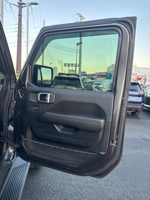 Used 2021 Jeep Gladiator Overland w/ Popular Equipment Package AWD/4WD image 15