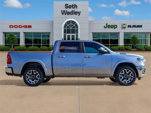 Used 2025 RAM 1500 Laramie image 8