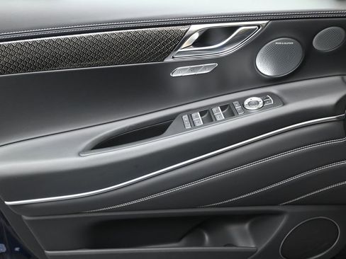 New 2025 Genesis GV80 3.5T e-SC image 20