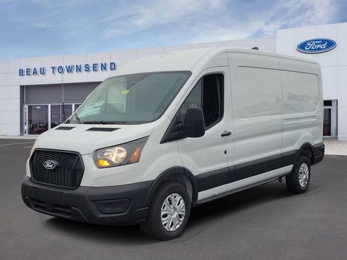 New 2026 Ford Transit 250 148 Medium Roof image 2