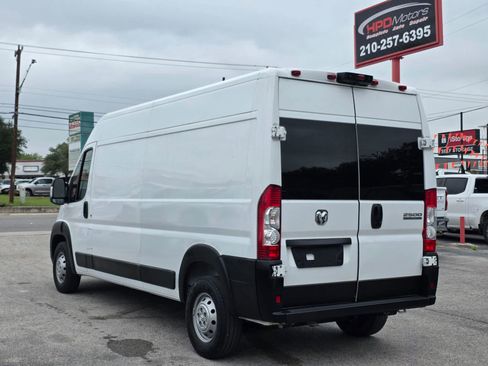 Used 2023 RAM ProMaster 2500 FWD image 5