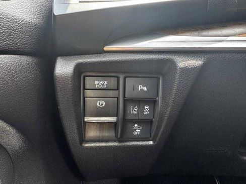 Used 2020 Acura MDX SH-AWD w/ Technology Package image 23