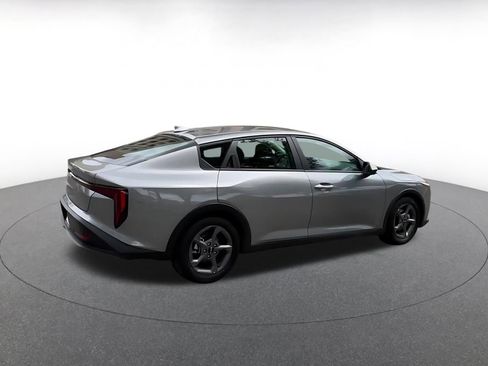 Used 2025 Kia K4 FWD image 13