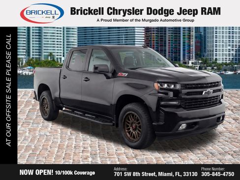 Used 2019 Chevrolet Silverado 1500 RST AWD/4WD image 2