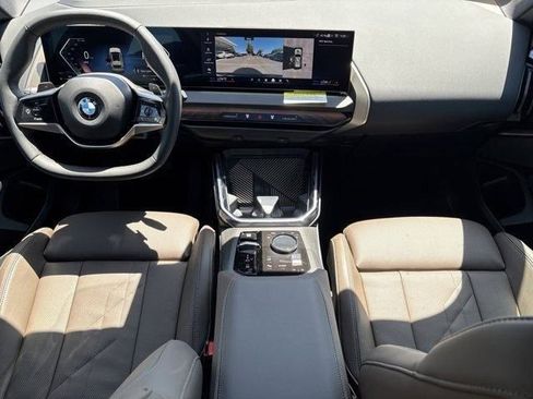 Used 2025 BMW X3 xDrive30i w/ Premium Package image 13