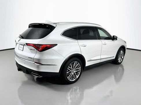 Used 2023 Acura MDX SH-AWD w/ Advance Package image 9