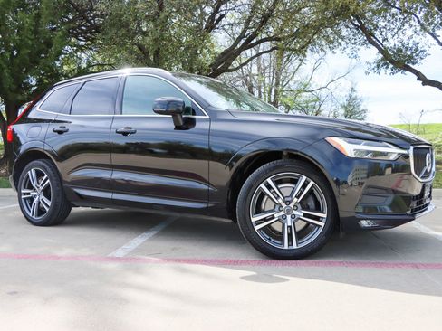 Used 2021 Volvo XC60 T6 Momentum w/ Premium Package AWD/4WD image 1