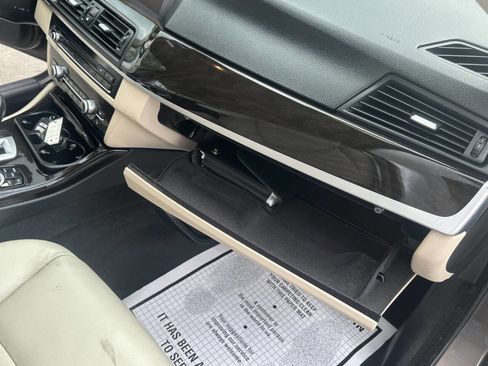 Used 2013 BMW 528i xDrive Sedan image 8
