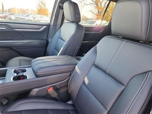 New 2026 GMC Acadia Elevation w/ Super Cruise Package image 13