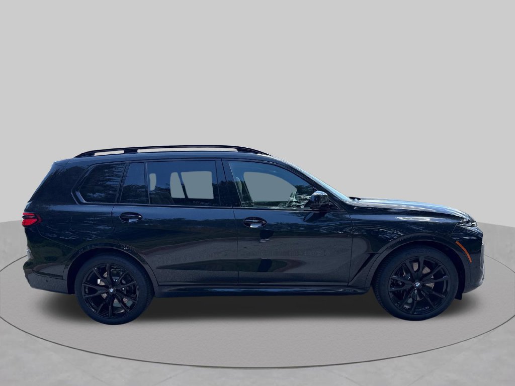 Used 2027 BMW X7 xDrive40i w/ M Sport Package AWD/4WD image 6