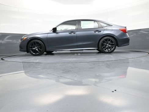 Used 2023 Honda Civic Sport image 32