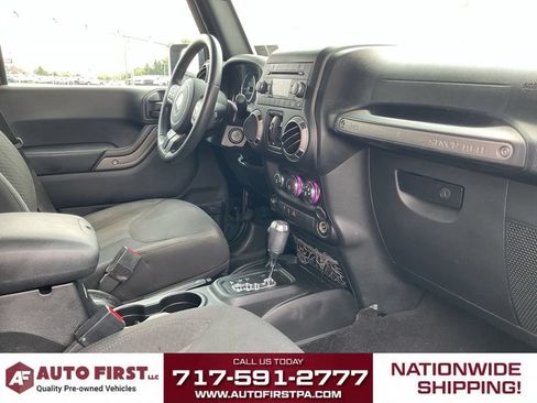 Used 2016 Jeep Wrangler Unlimited Sport w/ Quick Order Package 24S AWD/4WD image 13