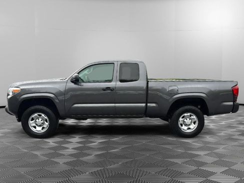 Used 2020 Toyota Tacoma SR AWD/4WD image 5