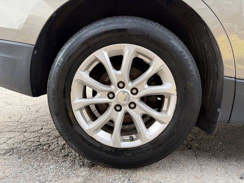 Used 2019 Chevrolet Equinox LT FWD image 30