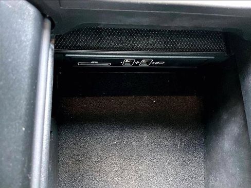 Used 2023 Mercedes-Benz C 63 AMG S image 25