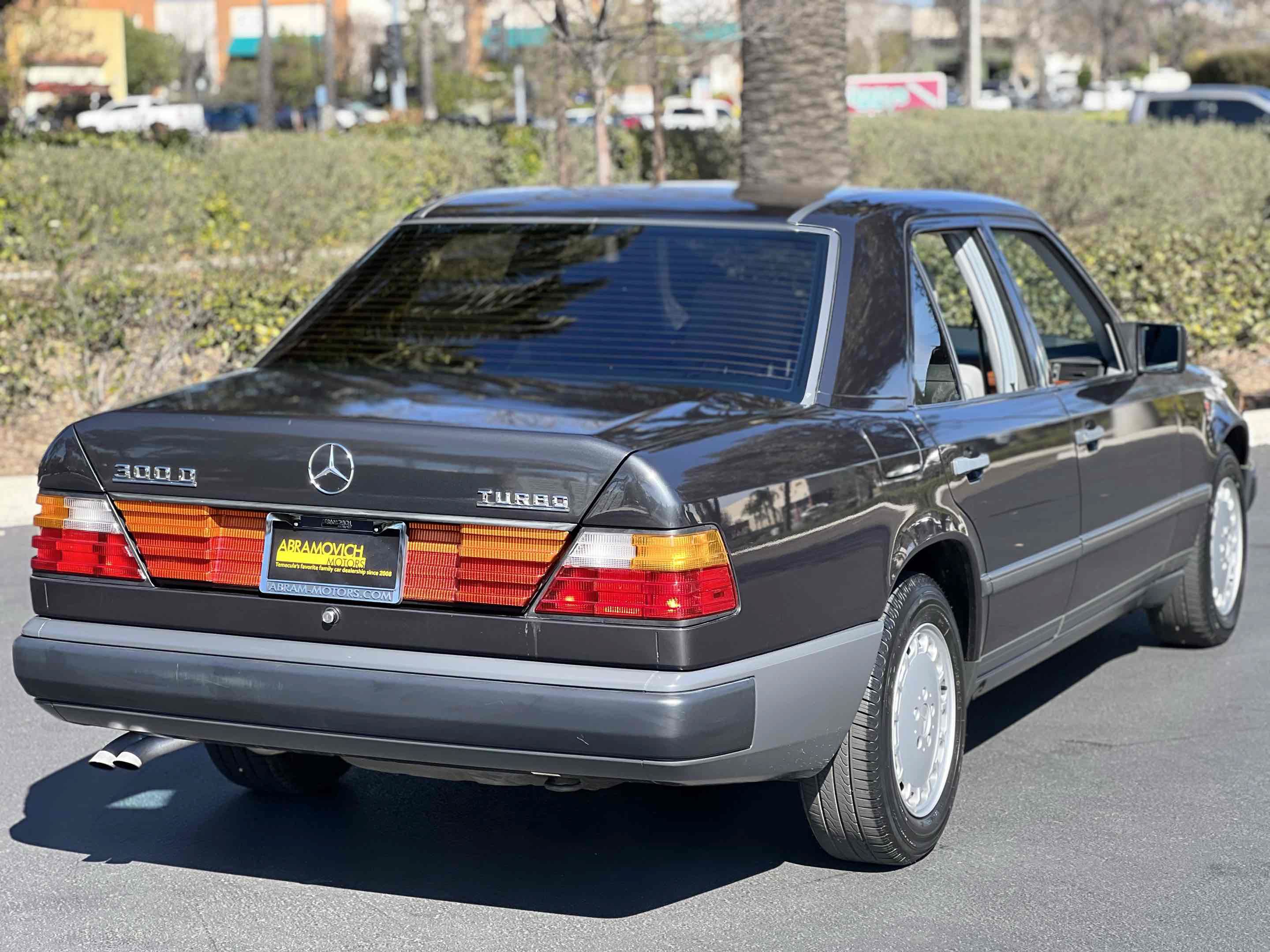 Used 1987 Mercedes-Benz 300 D Turbo image 22