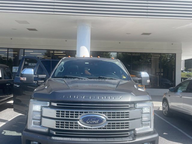 Used 2019 Ford F350 Platinum w/ Platinum Ultimate Package AWD/4WD image 2