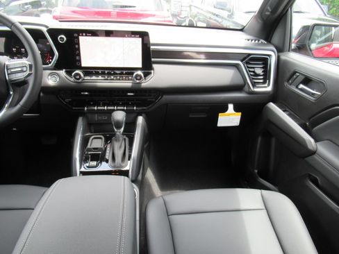 New 2026 GMC Canyon Elevation w/ Convenience Package RWD image 14
