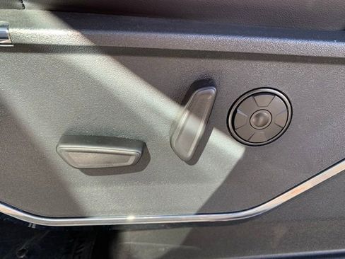 New 2026 Ford F250 Platinum image 13