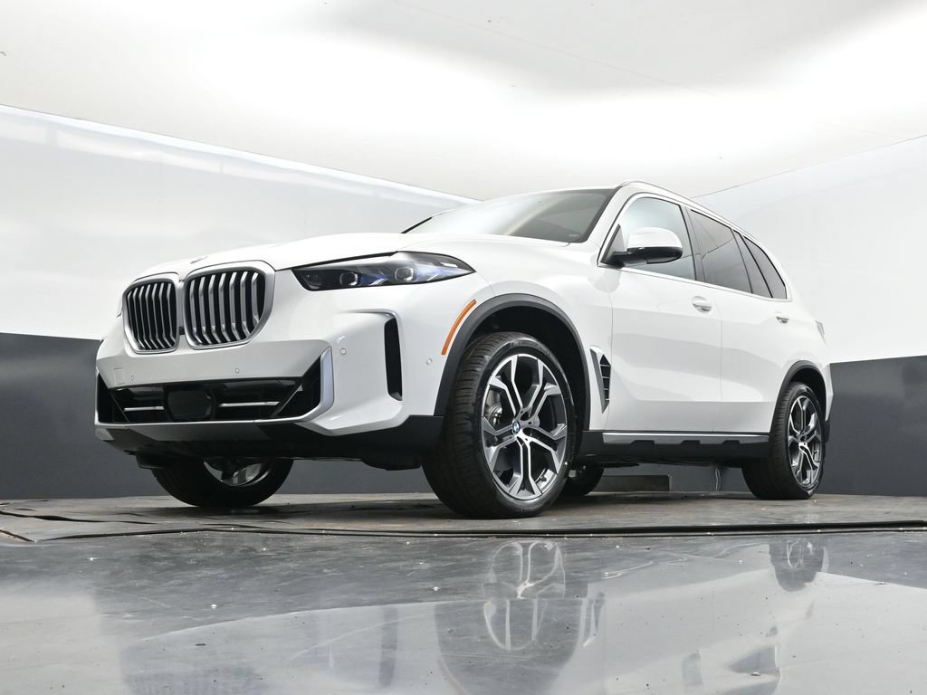 Used 2026 BMW X5 sDrive40i w/ Parking Assistance Package RWD image 38