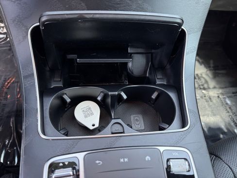 Certified 2022 Mercedes-Benz GLC 300 image 22