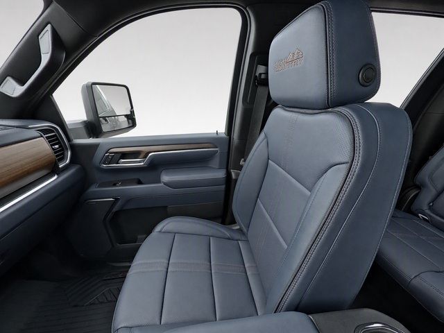New 2026 Chevrolet Silverado 2500 High Country w/ High Country Premium Package AWD/4WD image 13