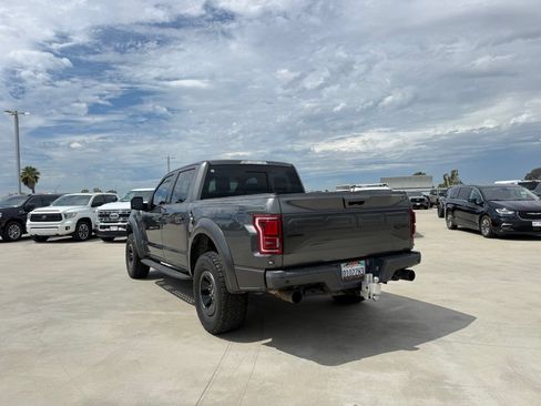 Used 2017 Ford F150 Raptor w/ Equipment Group 802A Luxury AWD/4WD image 2
