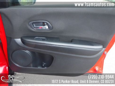 Used 2018 Honda HR-V LX image 39