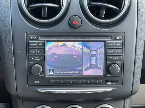 Used 2013 Nissan Rogue SL image 16