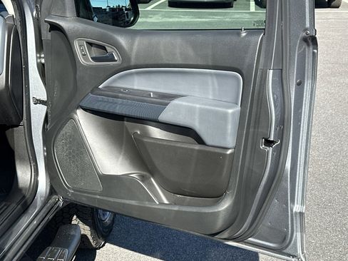 Used 2022 Chevrolet Colorado Z71 image 15