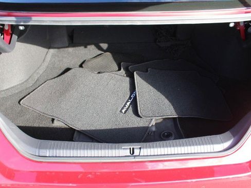 Certified 2022 Toyota Avalon Limited image 7