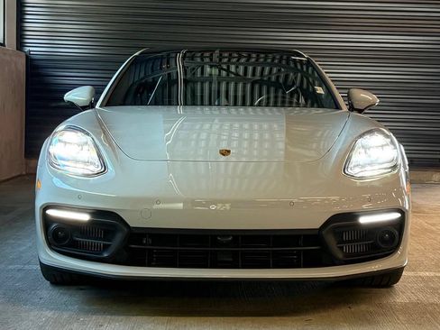 Used 2023 Porsche Panamera 4S AWD/4WD image 6