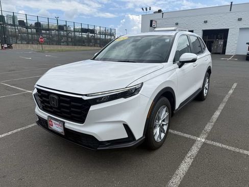 Used 2024 Honda CR-V EX image 3