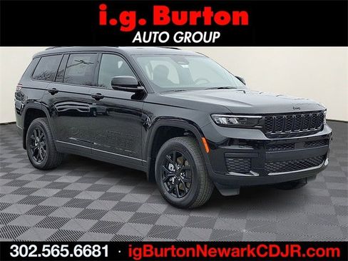 New 2025 Jeep Grand Cherokee L Altitude image 1