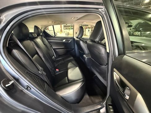 Used 2015 Lexus CT 200h FWD image 20