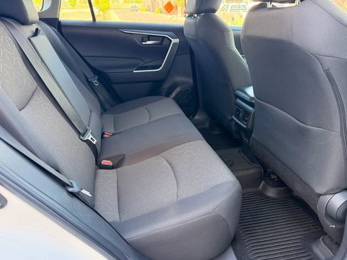 Used 2024 Toyota RAV4 XLE w/ Convenience Package AWD/4WD image 15