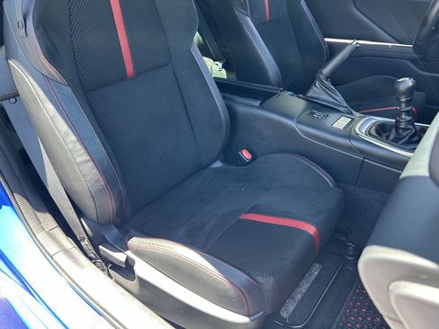 Used 2023 Subaru BRZ Limited RWD image 8