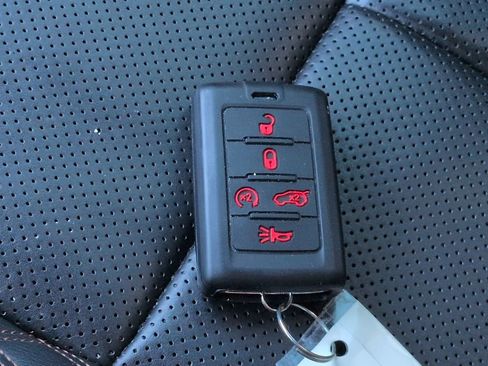 Used 2022 Jeep Grand Cherokee L Summit AWD/4WD image 31