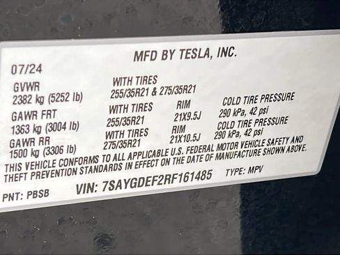 Used 2024 Tesla Model Y Performance image 29