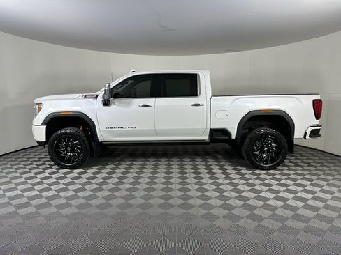 Used 2022 GMC Sierra 3500 Denali w/ Denali Ultimate Package image 7