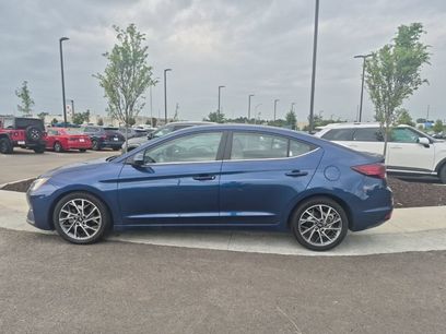 Used 2020 Hyundai Elantra Limited w/ Ultimate Package 03