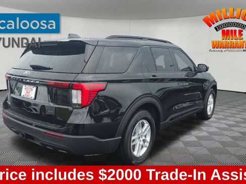 Used 2026 Ford Explorer Active RWD image 8