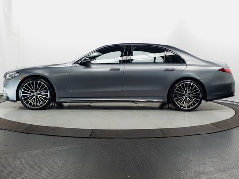 Used 2023 Mercedes-Benz S 580 4MATIC Sedan image 4