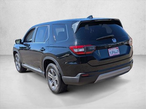 Used 2024 Honda Pilot EX-L image 7