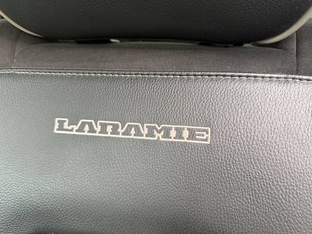 Used 2022 RAM 1500 Laramie AWD/4WD image 24