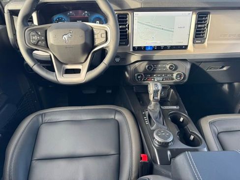 New 2025 Ford Bronco Outer Banks image 16