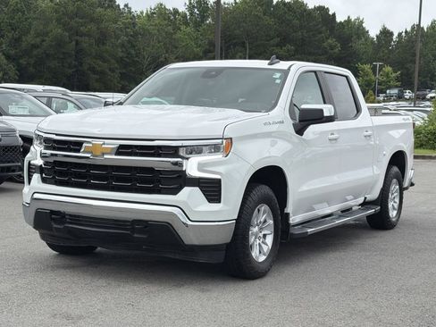 Used 2023 Chevrolet Silverado 1500 LT w/ Protection Package AWD/4WD image 1