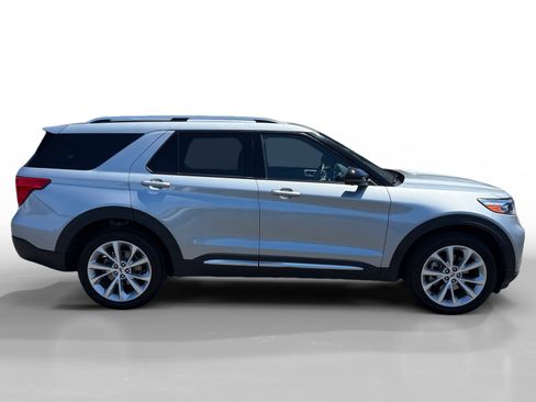 Certified 2023 Ford Explorer Platinum w/ Technology Package AWD/4WD image 6