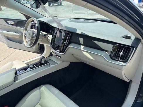 Certified 2023 Volvo S60 B5 Plus w/ Climate Package FWD image 34